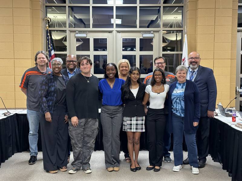 SD308 School Board welcomes four new student board members.