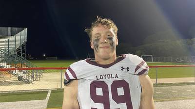 Loyola overcomes adversity, comes back to beat Marist 28-17