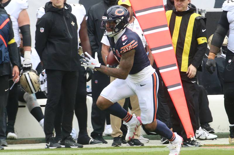 Chicago Bears wide receiver DJ Moore sprints down the sidelines against the New Orleans Saints on Sunday, Oct. 19, 2025 at Soldier Field in Chicago.