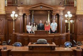 Arellano hosts Youth Advisory Council at State Capitol