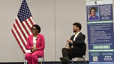 Underwood at Joliet town hall: ‘We need to raise our voices and fight back’ against GOP budget cuts