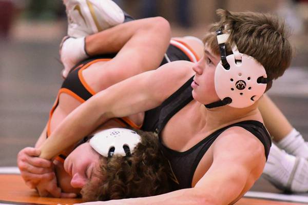 Boys wrestling: 2025-26 All-Interstate 8 Conference team announced