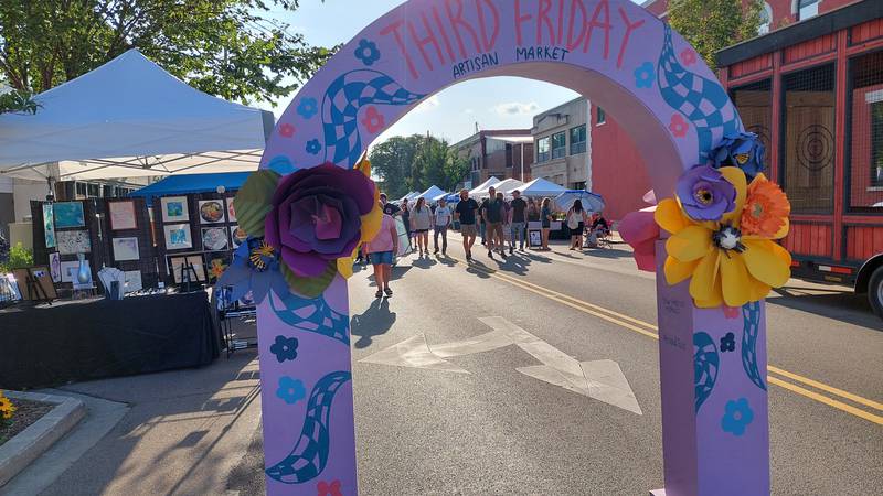 5 Things to Do: Cave Tasting Experience in Peru, Third Friday Artisan & Makers Market in Ottawa