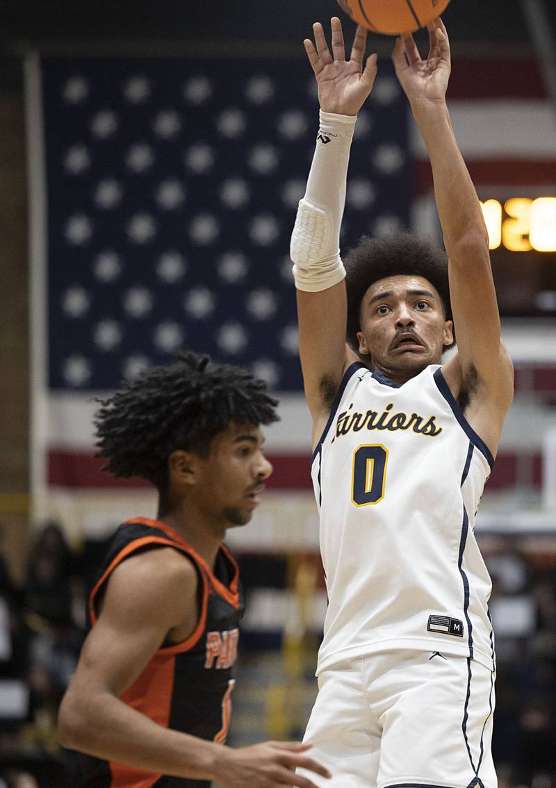 Sterling’s Xavian Prather puts up a shot against UT Friday, Jan. 16, 2026.