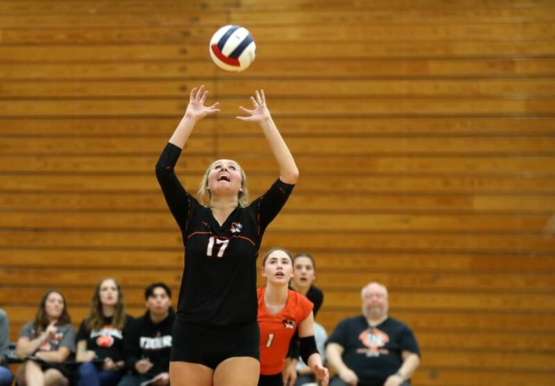 Wheaton Warrenville South’s Rebecca Bellows sets the ball during the Class 4A Addison Trail Regional final against Geneva on Thursday, Oct. 26, 2023.