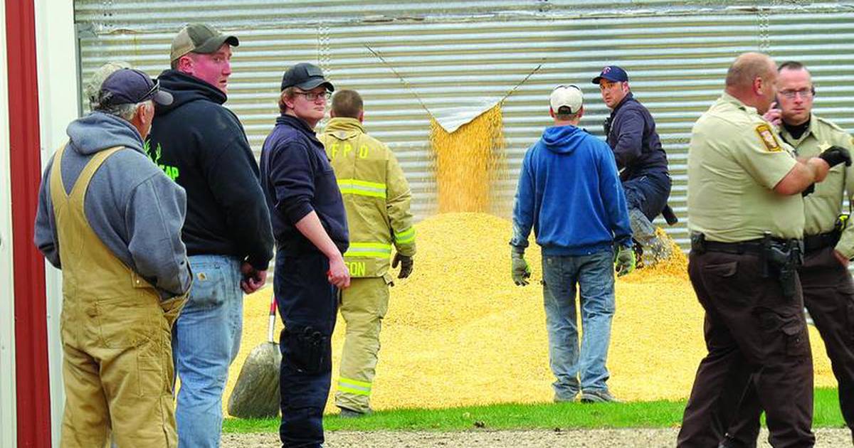 Farmer dies in grain bin entrapment Shaw Local