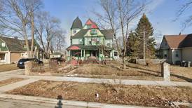 Single-family home sells for $420,000 in Elgin