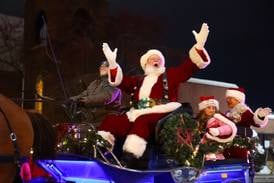 Santa arrives to Bradley’s 40th Christmas Parade