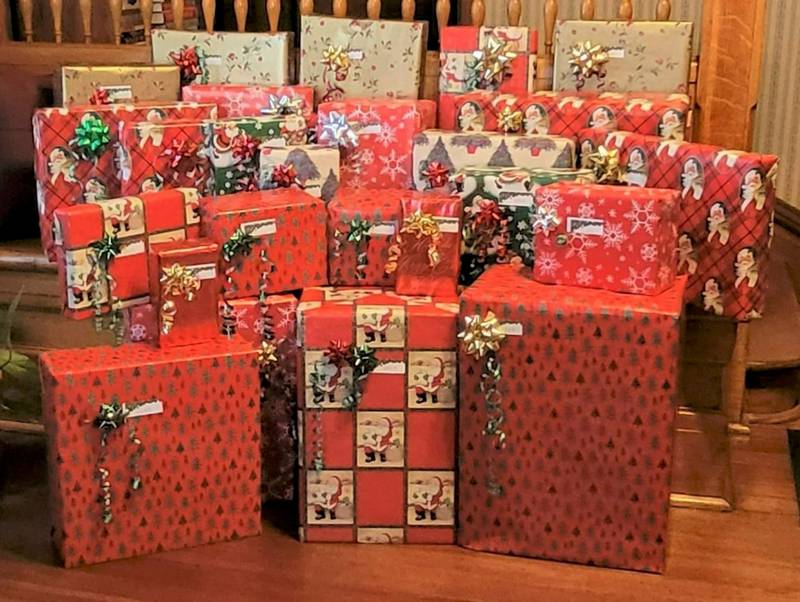 Gifts for the Dixon First Presbyterian Church Christmas family