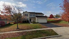 Single-family home sells for $445,000 in Elgin