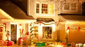Montgomery kicks off holiday season with annual Holiday Decorations Contest