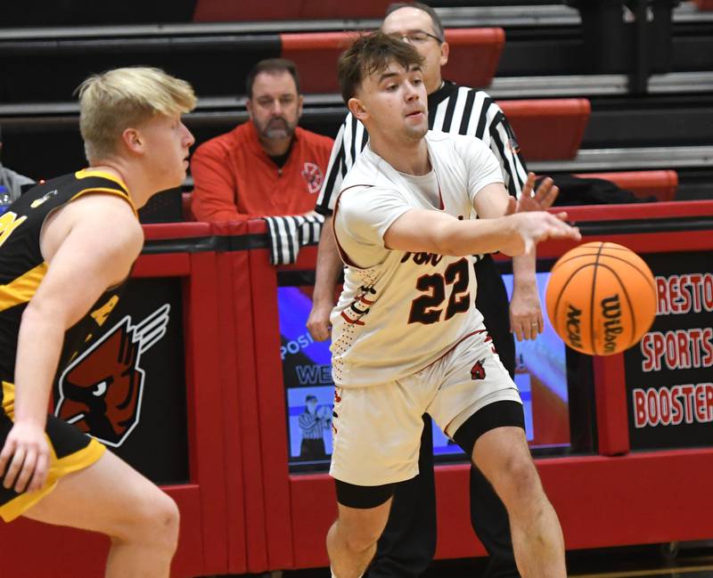 Forreston's Drayvin Peters passes the ball against AFC on Saturday, Jan. 17, 2026 at Forreston High School.