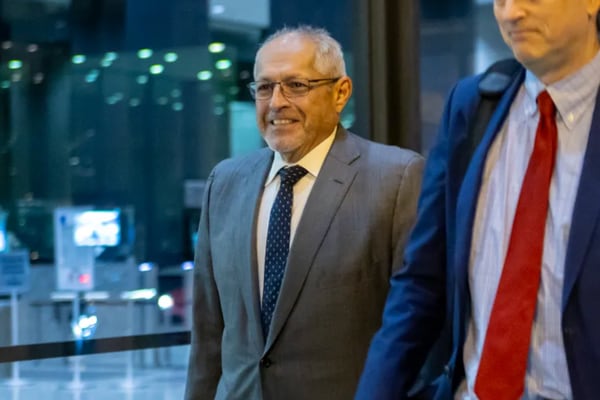 Former ComEd exec-turned-FBI mole in Madigan probe sentenced to probation