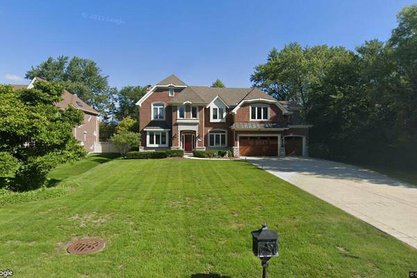Single-family home in Glen Ellyn goes for $1.28 million