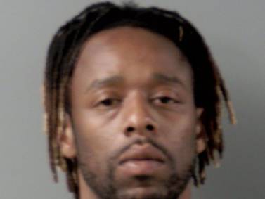 Elgin man accused of crashing into 3 cars in Crystal Lake, causing serious injuries, then fleeing