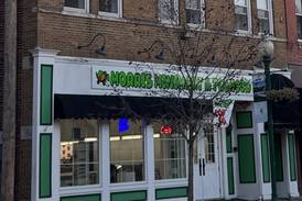 City of Morris revokes license of downtown convenience store selling vapes