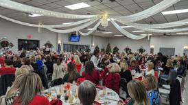 Auction raises funds for scholarships to New Lenox-area women