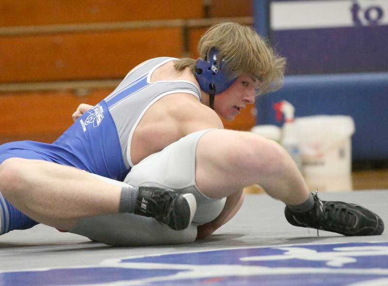 Princeton's Carson Etheridge wrestles L-P's Ethan Pohar on Thursday, Jan. 19, 2023 at Princeton High School.