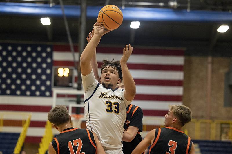 Sterling’s Maddux Osborn puts up a shot in the lane against UT Tuesday, Jan. 14, 2025.