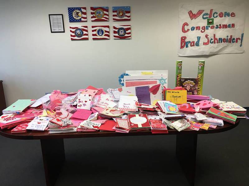 Past Valentines for Vets cards submitted by Congressman Brad Schneider’s constituents.