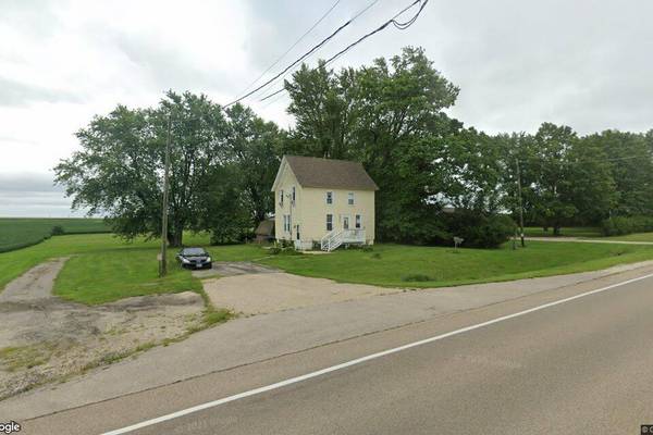 Single-family home built in 1930 sells in Genoa for $190,000