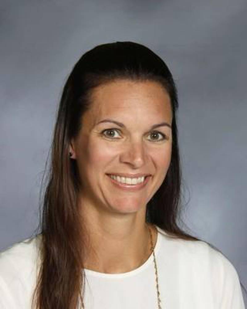 Marengo High School educator a Golden Apple Award for Excellence in