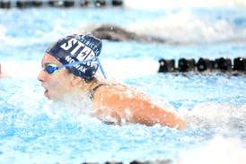 Dundee-Crown co-op’s Maggie Nowak, CL South co-op’s Bella Fontana win 1st individual state medals