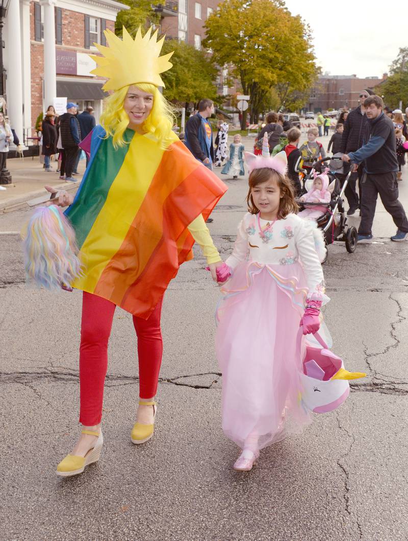 Photos Halloween festivities in Glen Ellyn Shaw Local