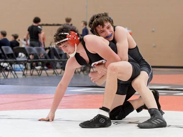 Wrestling notes: Glenbard East captures Upstate Eight Conference title