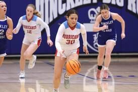 Julia Dovidio, Marian Central surge from 14 down past Hinckley-Big Rock into regional final