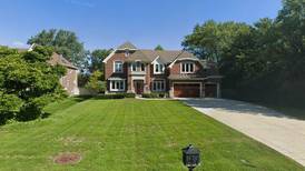 Single-family home in Glen Ellyn goes for $1.28 million