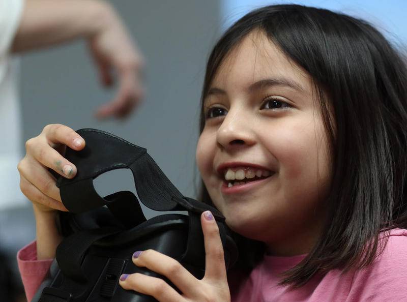 Woodstock School District 200 uses Google Expeditions to create virtual reality experience