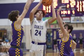 Sherrard surges late to top Dixon in back-and-forth affair