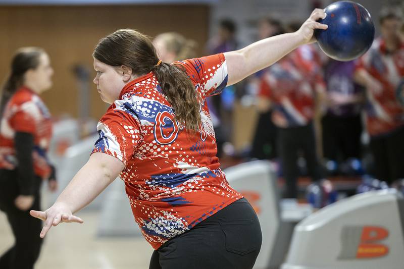 Oregon’s Carli Bailey bowls against Dixon Tuesday, Jan. 7, 2025, at Plum Hollow.