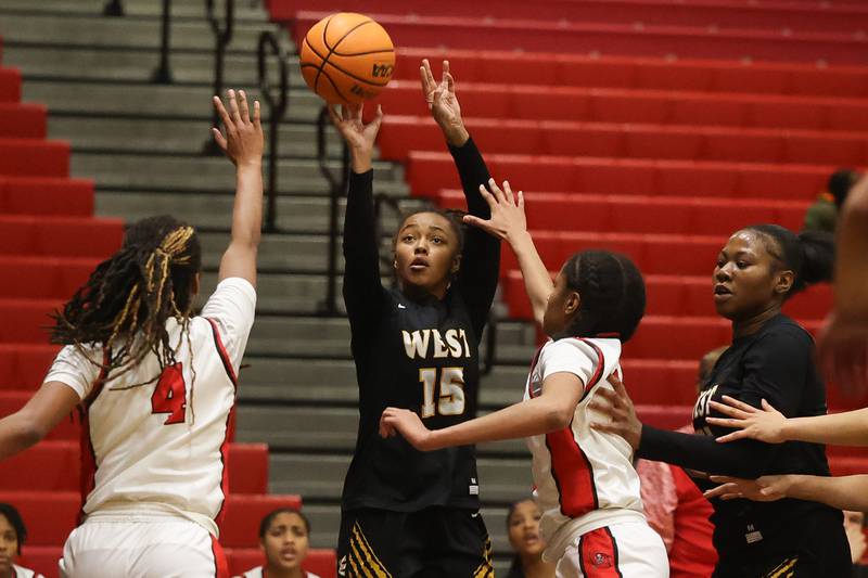 Joliet West’s Tamia Saunders takes the outside shot against Bolingbrook on Thursday, Jan 23, 2025 in Bolingbrook.