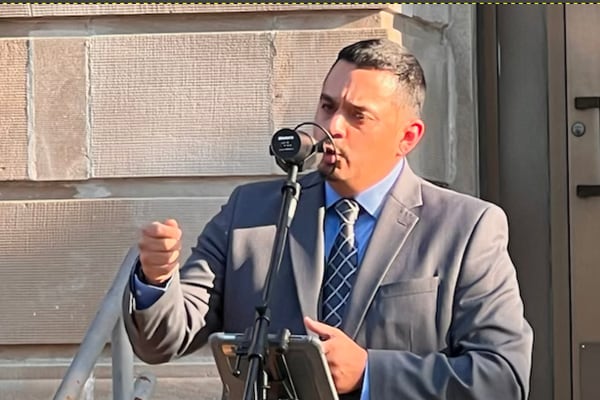 Shaw Local Radio Podcast: Talk-Line with Brandon Clark interviews state Sen. Li Arellano Jr.