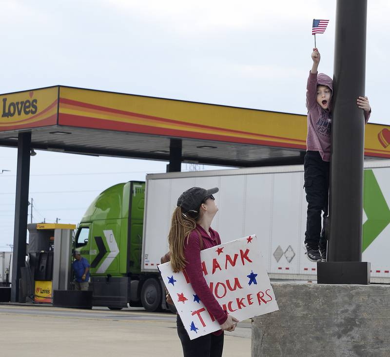 Many showed up Saturday, March 5, 2022, for the American Freedom Convoy’s rally at Love’s Travel Stop in Oglesby to thank the drivers.