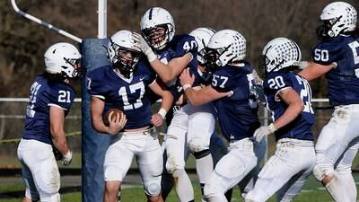 Cary-Grove routs Lake Forest to reach Class 6A state championship
