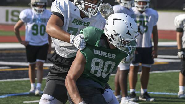 Photos: York football takes to practice field