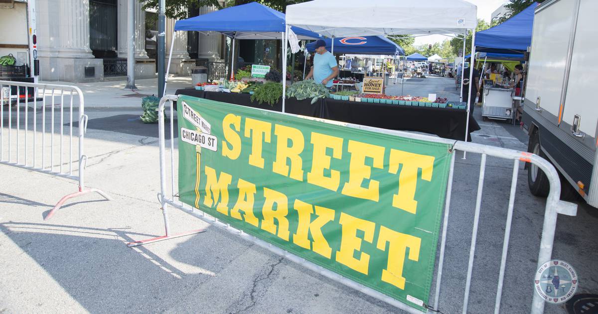 Farmers markets season opens in Will County