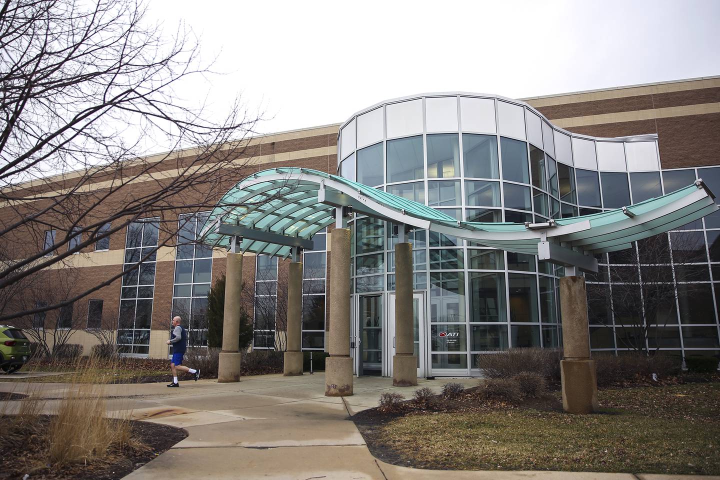 Inwood Athletic Club temporarily remains open on Monday, March 16, 2020, in Joliet, Ill. Joliet Park District plans to shut down all facilities indefinitely beginning Tuesday.