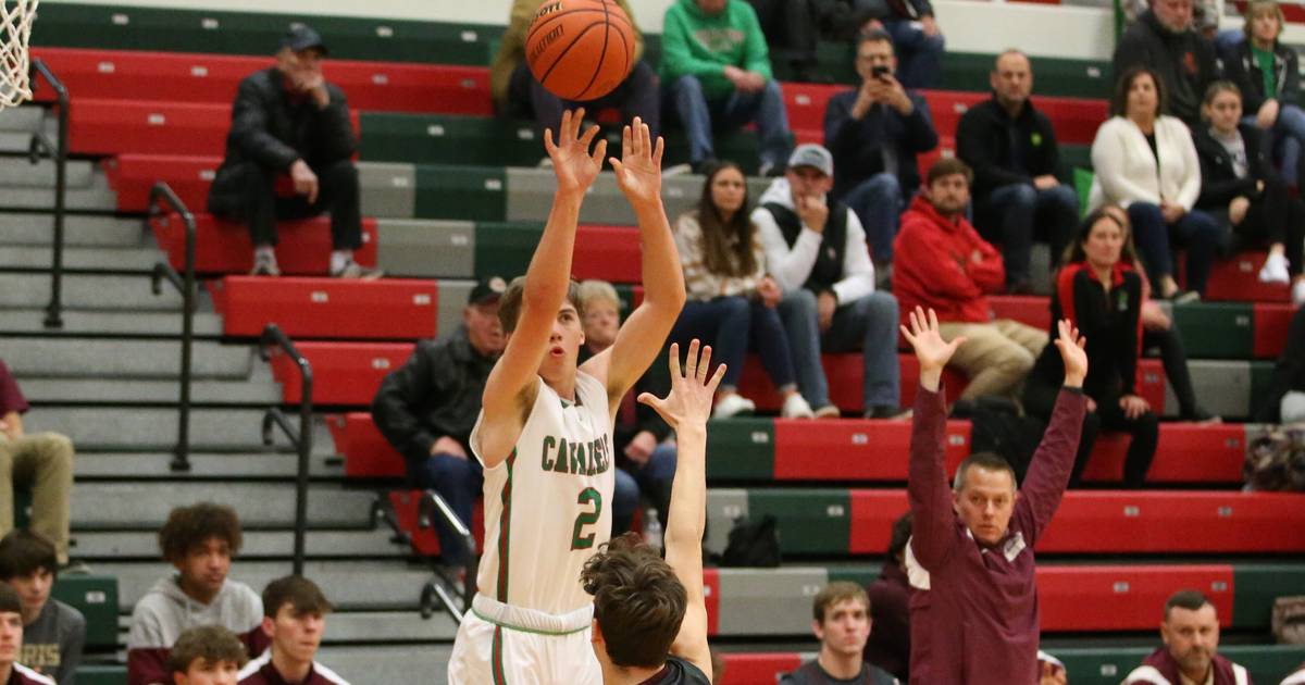 Boys basketball: 11-0 run in fourth quarter propels La Salle-Peru past