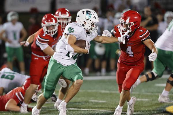 Suburban Life football notebook: Junior D-ends John Breton, Tommy Riordan big part of Hinsdale Central’s rise