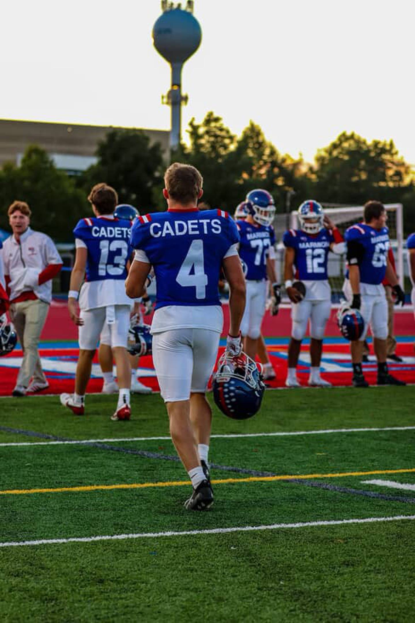 Marmion's Henry Miller rushed for 355 yards and 5 touchdowns in three weeks before suffering a season-ending groin injury against De La Salle. Miller averaged over 7 yards per carry.