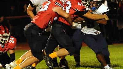 Hunter Janeczko carries on Yorkville’s tradition of standout linebackers who wrestle, set for showdown with Brother Rice