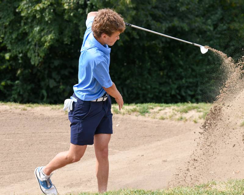 Zach Johnson of Oswego East tees off during the Plainfield Central regional on Wednesday Oct. 1, 2025, held at Wedgewood Golf Course in Plainfield.