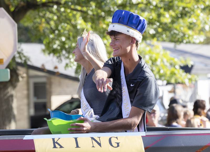 Sterling homecoming King and Queen Mason Hubbard and Carmen Camacho ride through the parade Friday, Oct. 4, 2024.