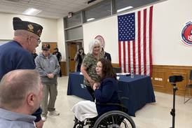 Duckworth hosts veterans town hall in Crystal Lake