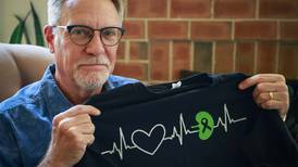 Woodridge man donates his kidney to help former neighbor’s son
