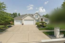 Three-bedroom home sells in Orland Park for $750,000